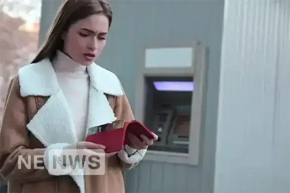 Wie man mit einem kleinen Gehalt Geld spart und anhäuft