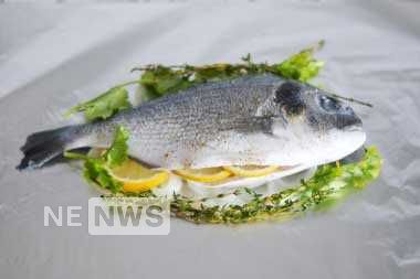 Риба дорадо запечена з лимоном