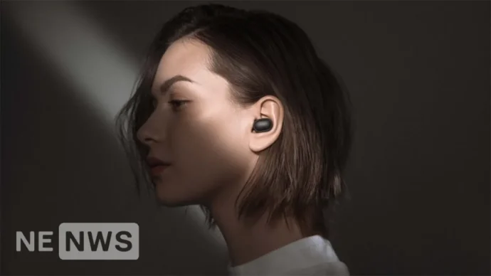 Як зарядити бездротові навушники без кейса?