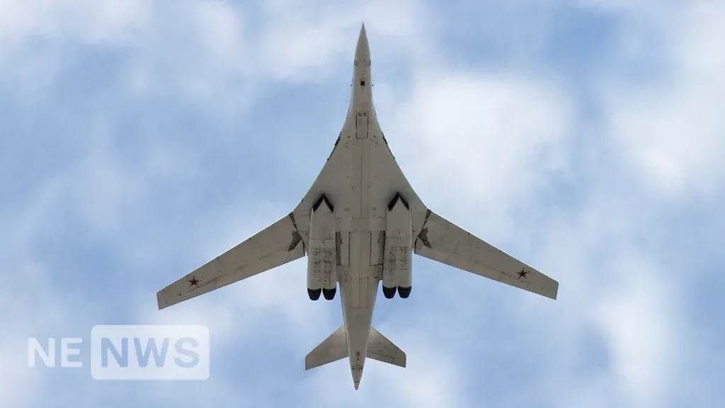 "Білий Лебідь": Історія створення ТУ-160: від задуму до втілення, його бойові подвиги та значний вплив на хід історії.