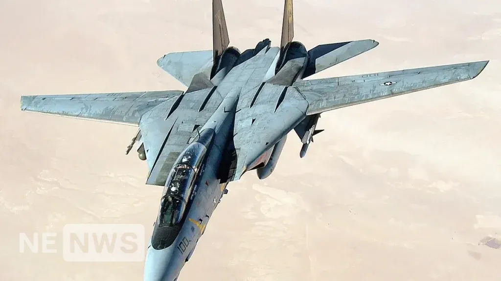 Літак F14: характеристики та озброєння