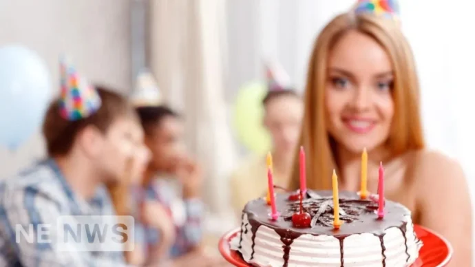 Привітання з днем народження своїми словами: 45+ ідей