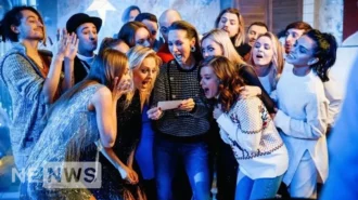 Питання для “Правди чи Дії”: ТОП-30 оригінальних запитань для друзів та пар