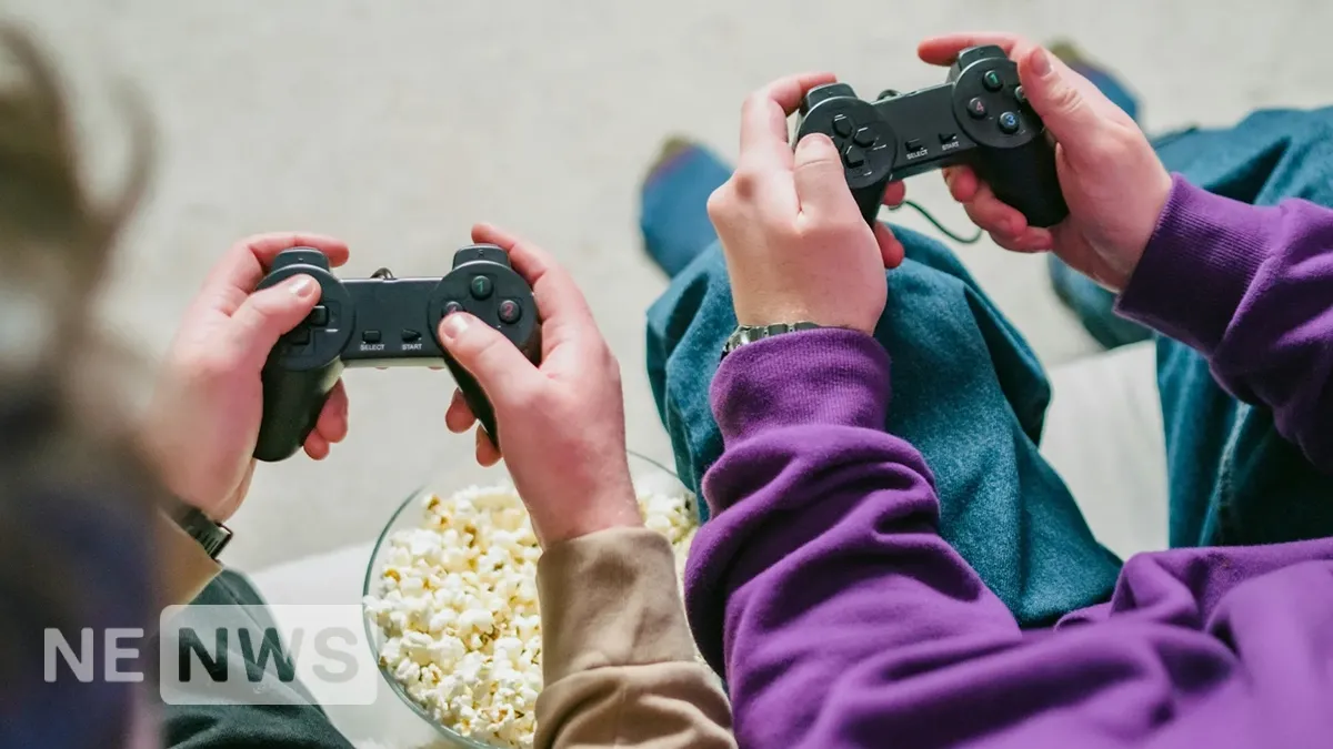 Best-Selling Game Consoles – What Makes Them So Popular?