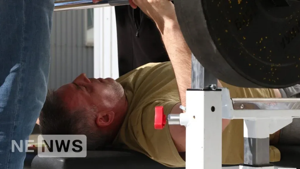 Wykonując Wyciskanie Sztangi Na Ławce, Należy Zachować Odpowiednią Technikę