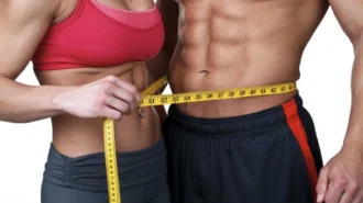 Як прибрати живіт: ефективні вправи, які допоможуть