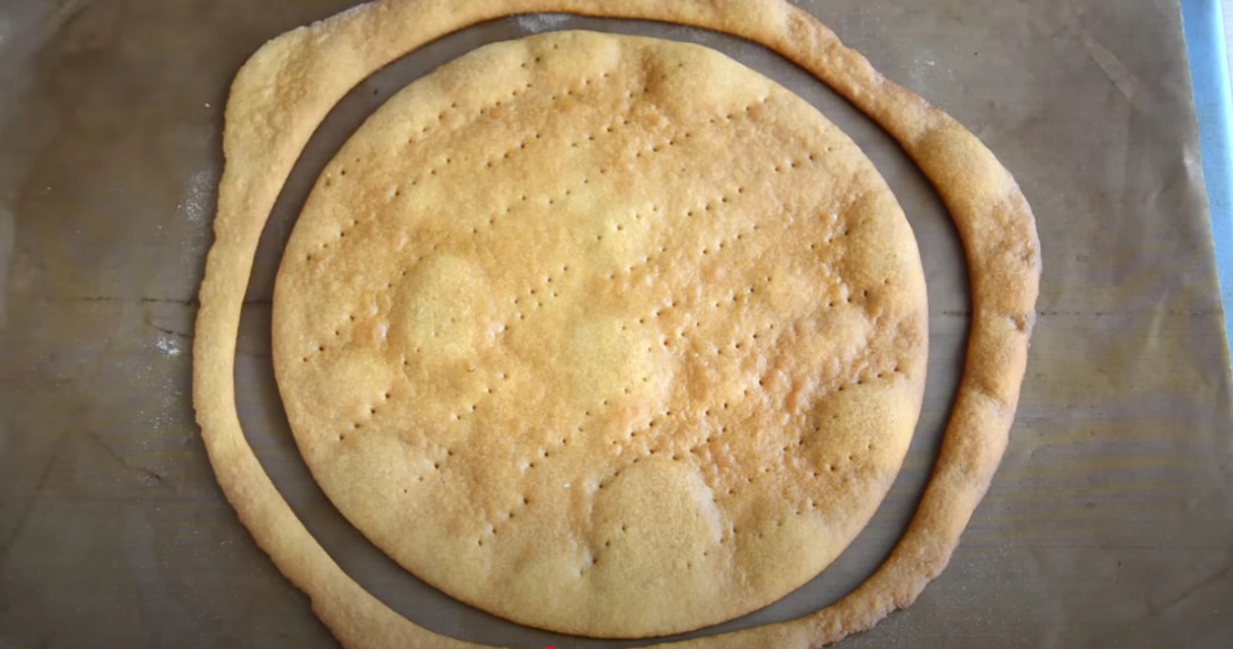 Classic Honey Cake Recipe: How to Make a Delicious Honey Dessert?