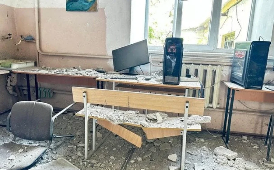 Російська агресія: пошкоджено корпус Університету ім. Ушинського в Одесі