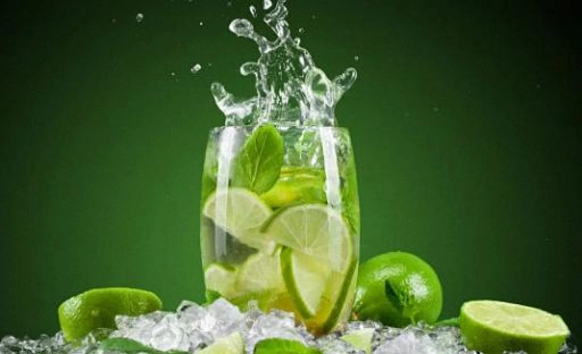 How to make alcoholic and non-alcoholic mojitos