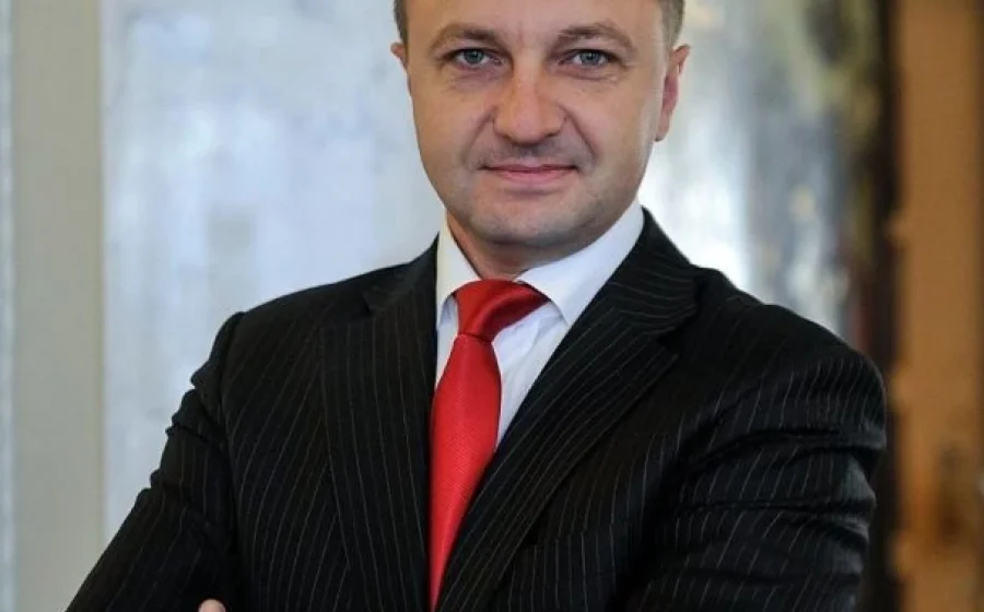 Закінчення каденції мовного омбудсмена Тараса Кременя: новий конкурс розпочато