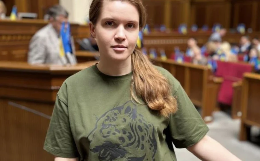 Мар’яна Безугла: синдром Аспергера та його вплив на політичну кар’єру