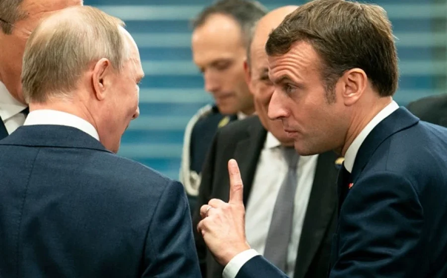 Путін та Макрон обговорили ситуацію в Україні та Близькому Сході