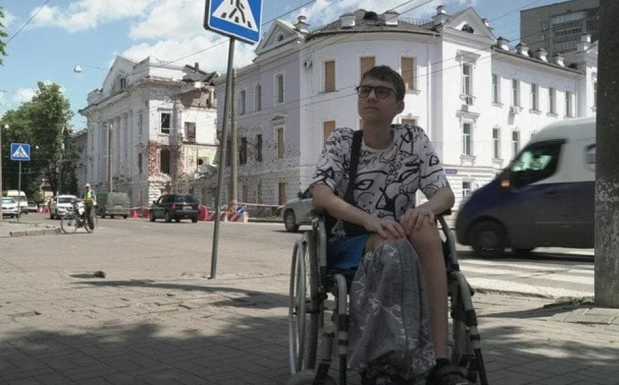 Героїзм юного українця: історія 13-річного хлопця, що вижив після ракетного удару по Сумах