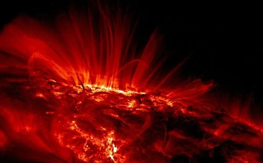 Слабка магнітна буря накриє Землю: що потрібно знати