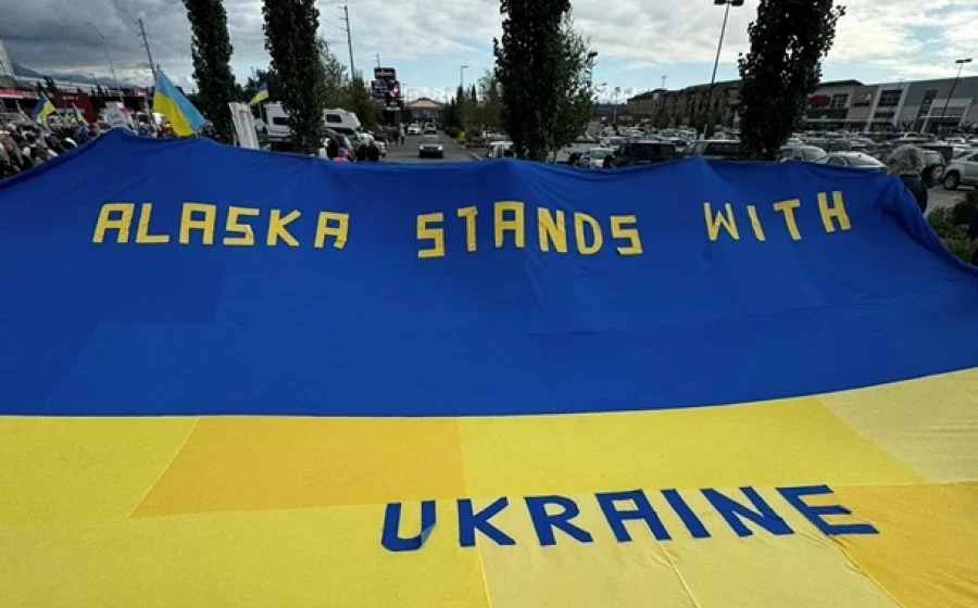 Мітинг на підтримку України в Анкориджі: голоси проти Путіна та підтримка від Аляски