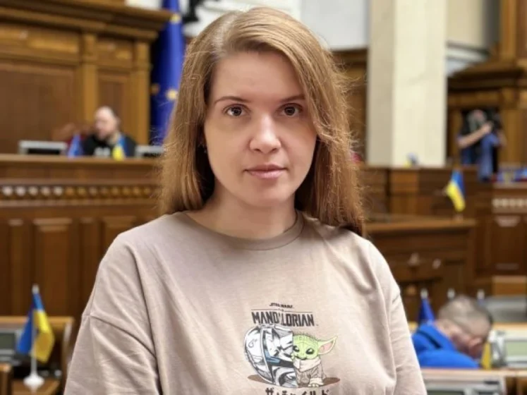 Мар’яна Безугла закликає до змін у війську та підготовки до блекауту