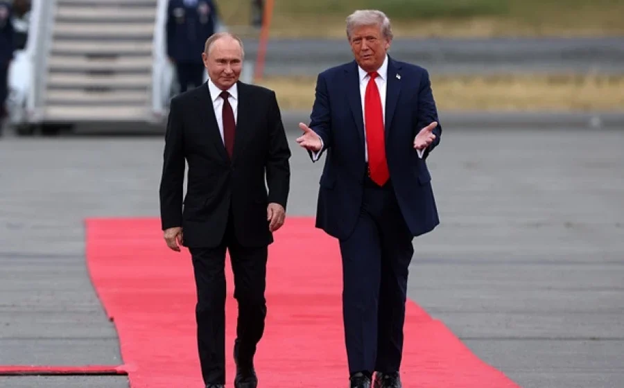 Дональд Трамп готується до важливих переговорів з Володимиром Путіним
