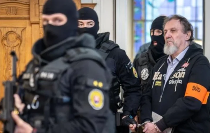 Пенсіонера зі Словаччини засудили до 21 року за напад на прем’єра