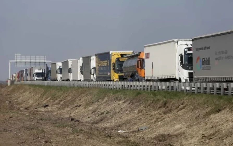 Технічний збій у Польщі вплинув на роботу українсько-польського кордону