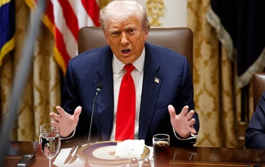 Трамп планує побудувати величезну бальну залу у Білому домі