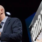 Джефф Безос: як він заробив мільярди і чим займається зараз