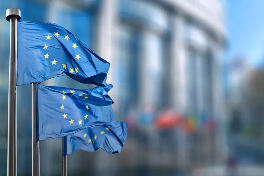 Cross-border corporate capital transfers into European markets